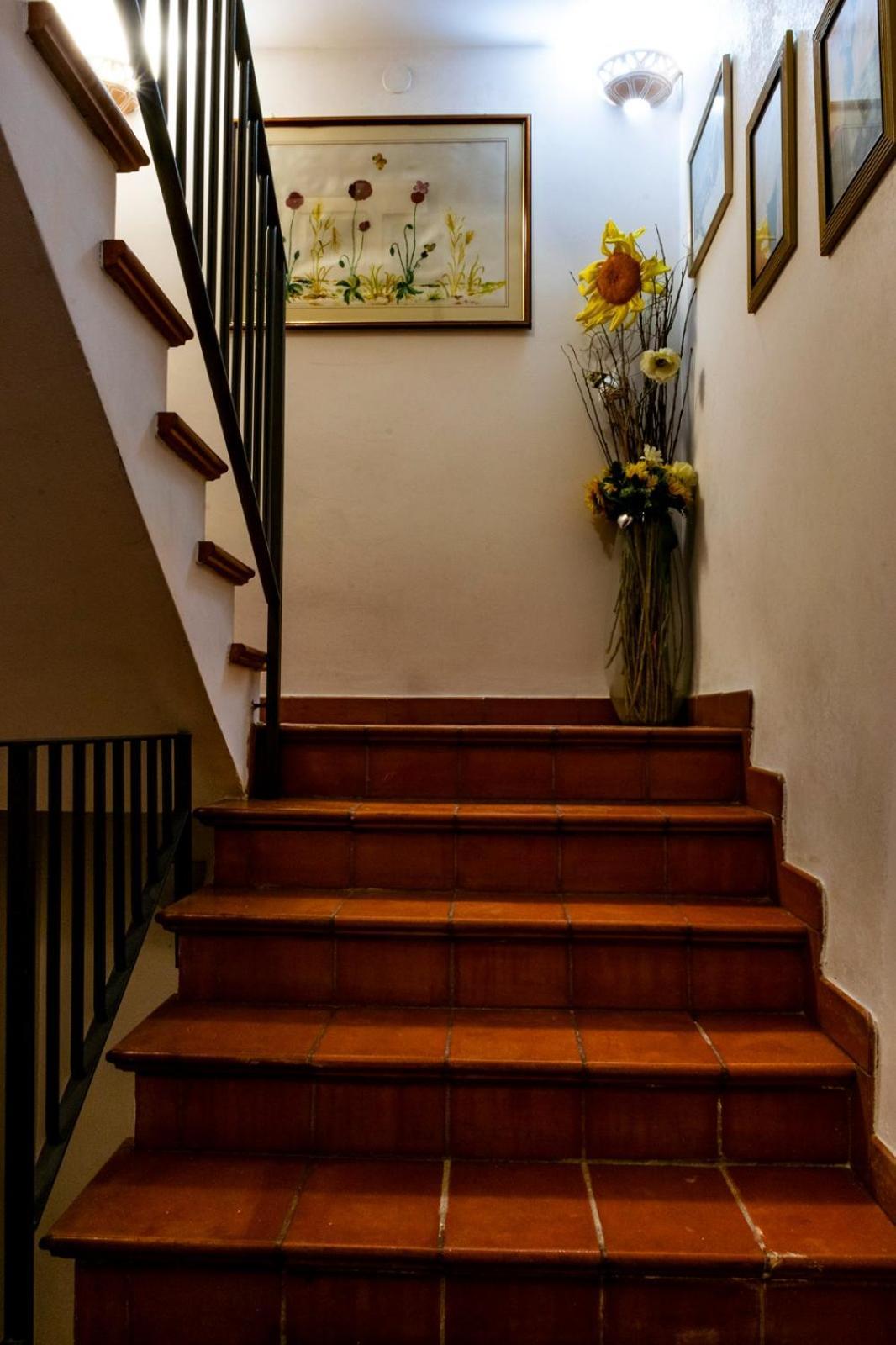 Ferienwohnung Palazzo Vaaz Mola di Bari Exterior foto
