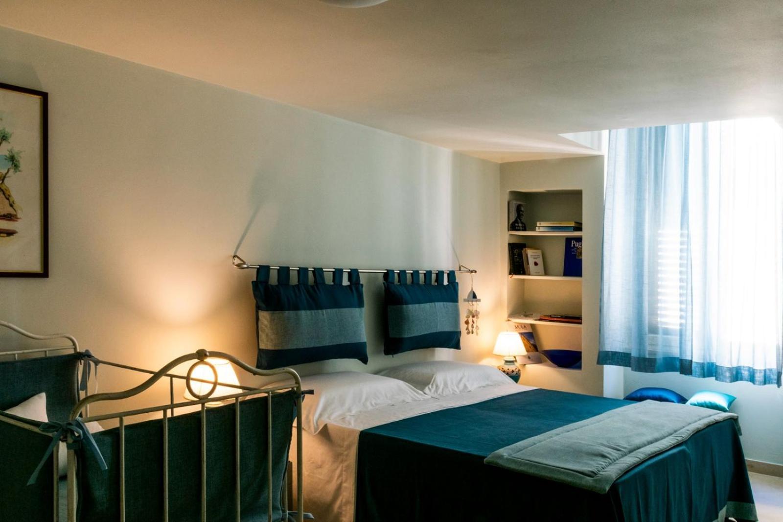 Ferienwohnung Palazzo Vaaz Mola di Bari Exterior foto
